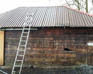 How To Clean A Metal Roof